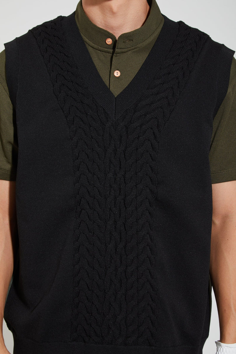 HERG1 MEN CABLE MIX KNIT VEST